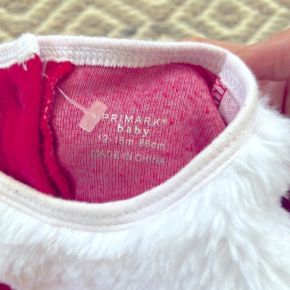 Toddler’s Santa Romper Size 12-18m - Picture 3 of 6